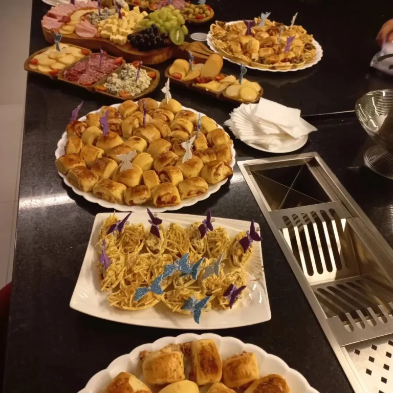 2939818135214729384803 768x768