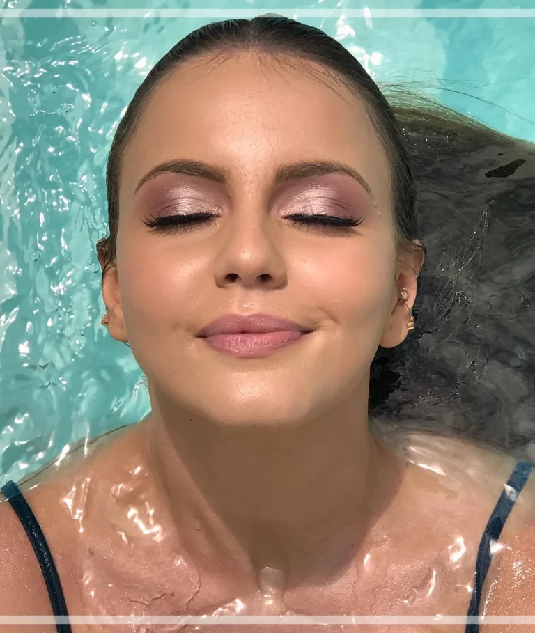 7B55281C ACEA 473C 851A A7ED59C25A3C 768x909