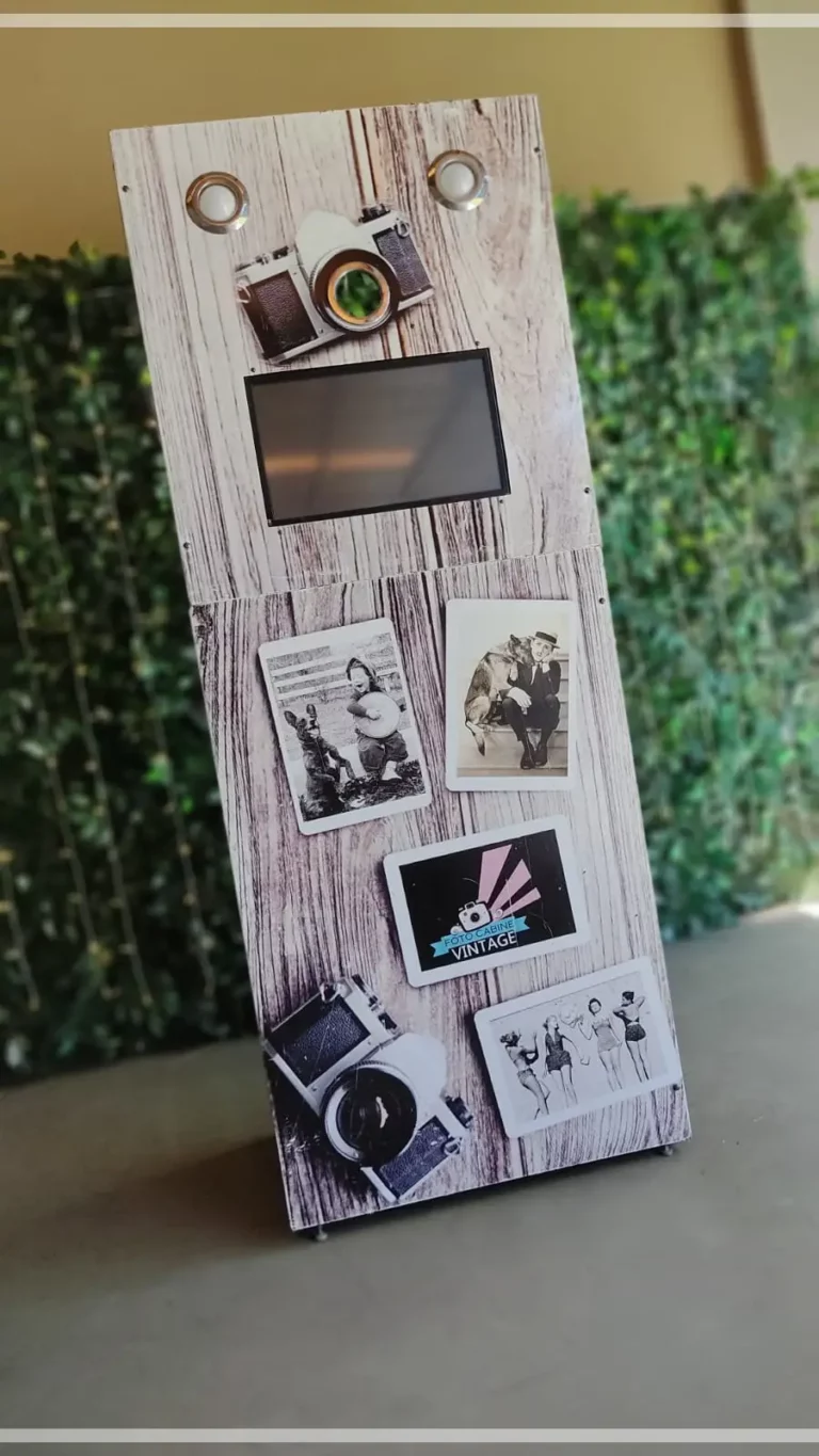 VINTAGE FOTO CABINE 13 768x1365